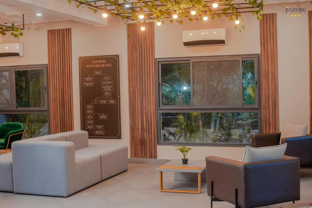 Kozobe Hotel Ambilobe Bagian luar foto